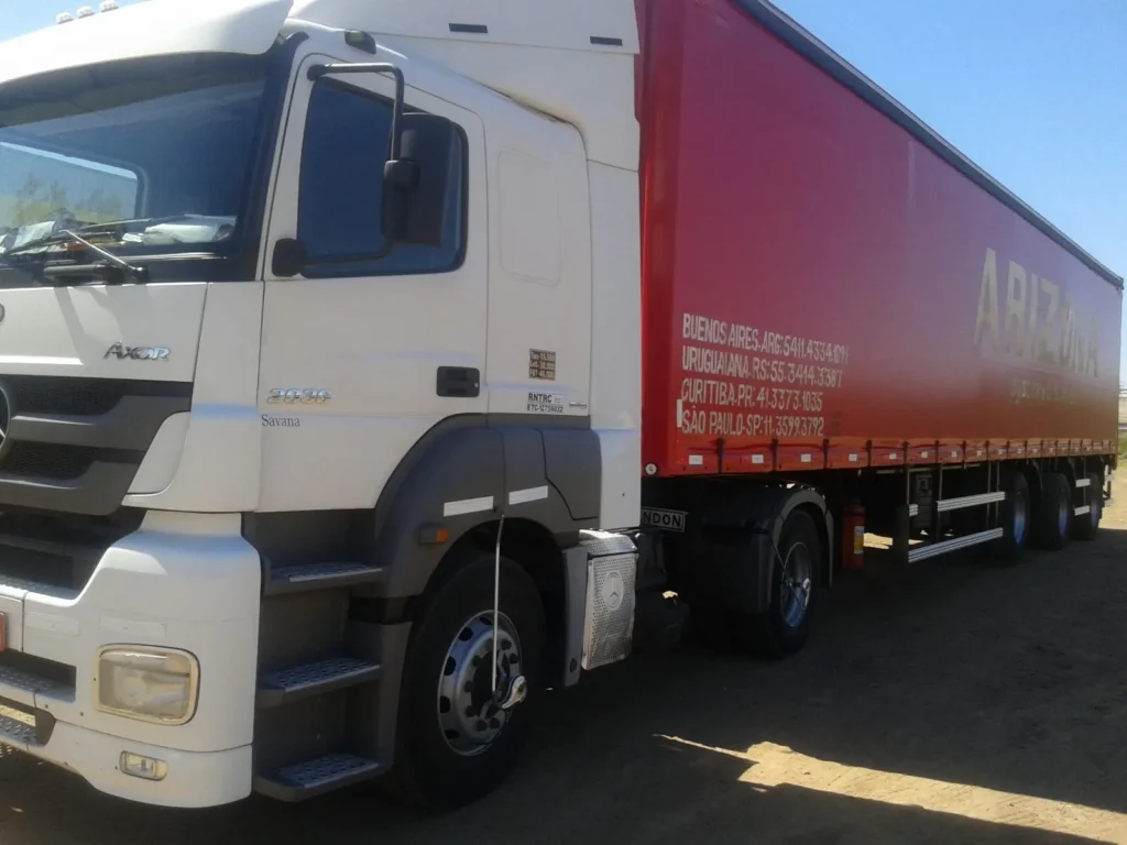 Cavalo mecânico e carreta da Arizona para transporte internacional